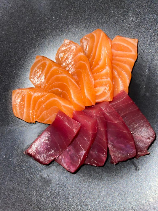 Salmon &Bleufine Marguo sashimi(10Pieces)