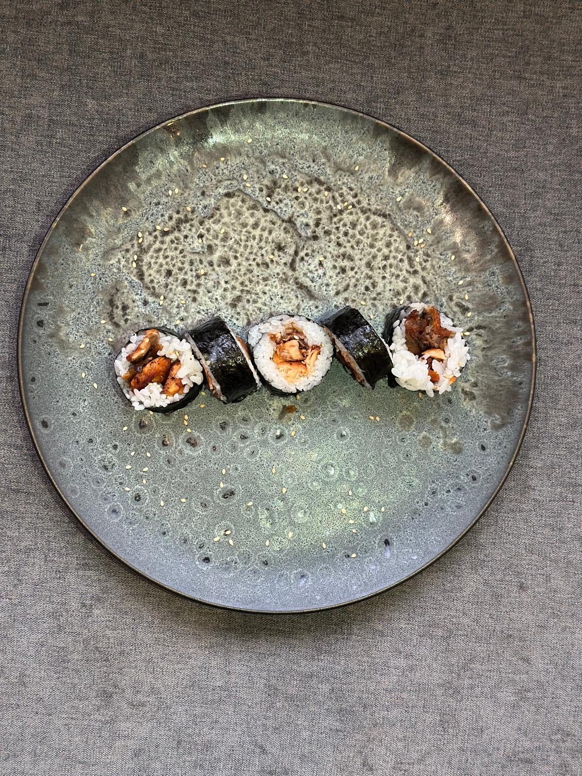 Crispy salmon skin roll (5pieces)