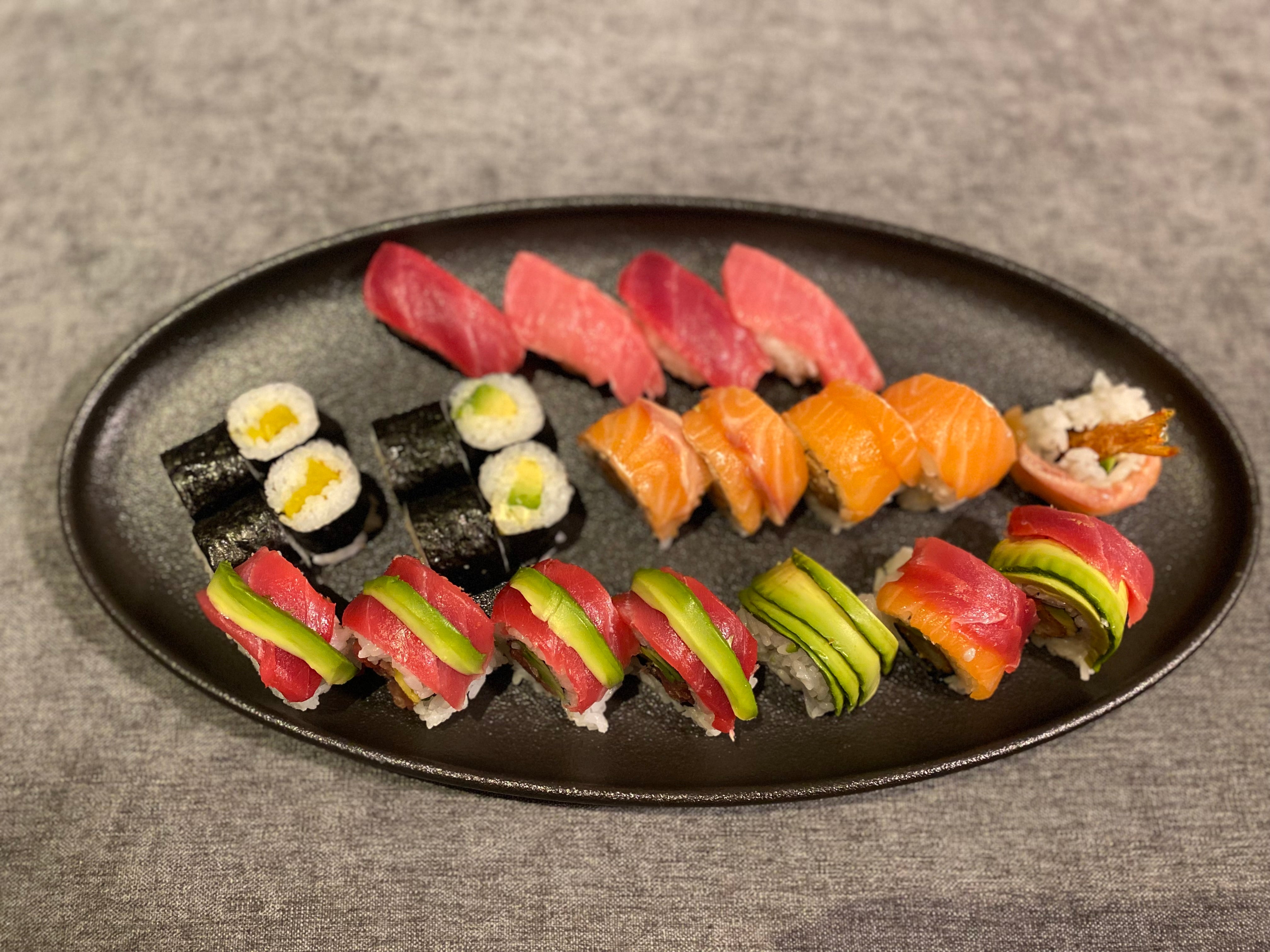 Box4 Sushi box4(24pieces) – Sushi Noord